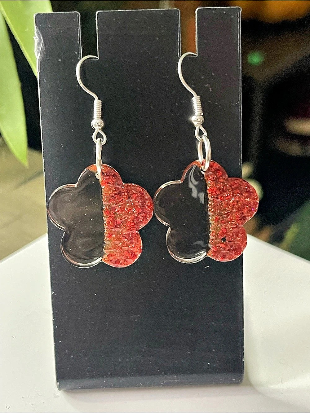 Red & clear Flower Drop Earrings NWT